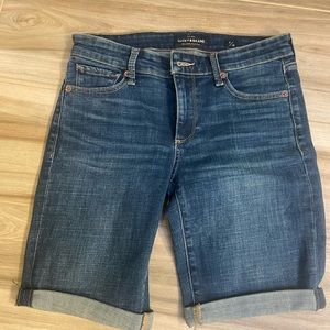 LUCKY BRAND HIGH RISR BERMUDA SHORTS 2/26